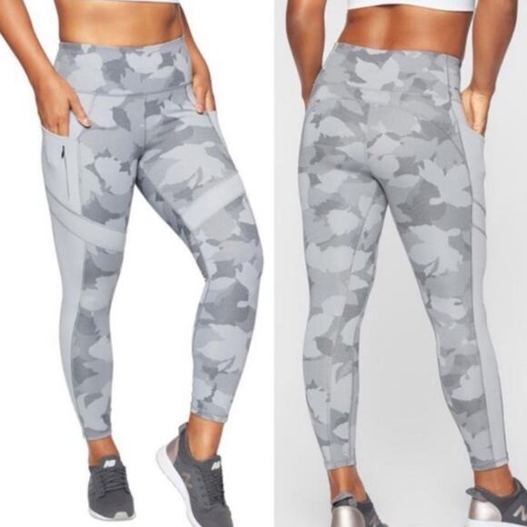 Athleta All In Camo 7/8 High Rise Leggings - Picture 1 of 8